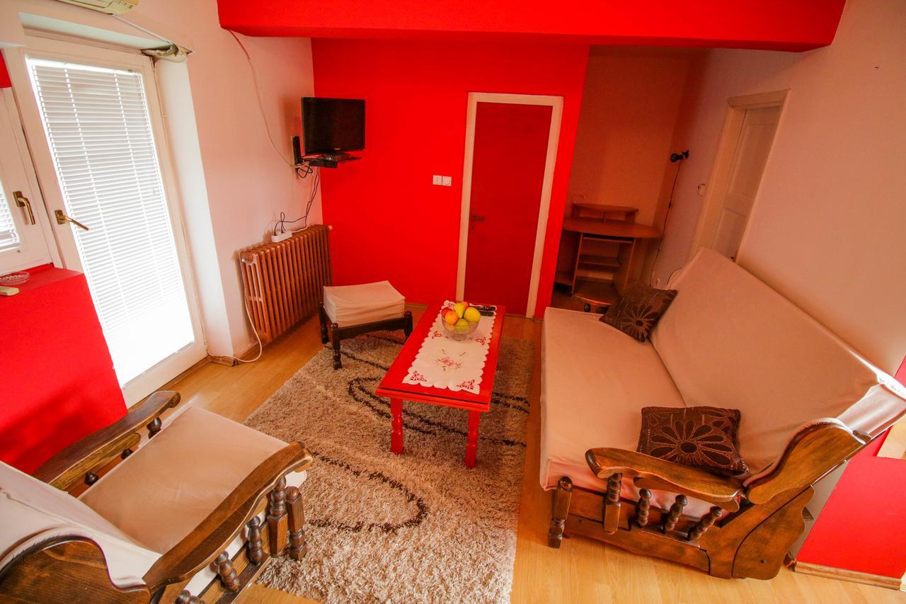 Apartman Penthaus U Strogom Centru Banja Luke バニャ・ルカ エクステリア 写真